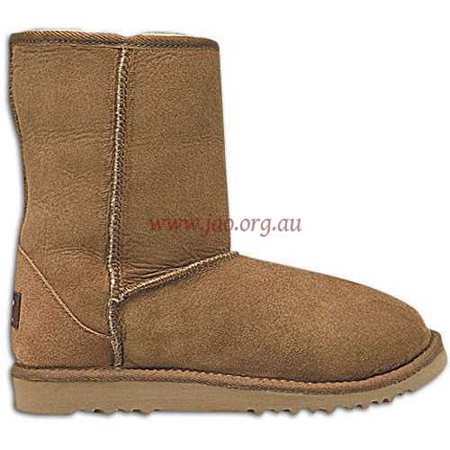 (Chestnut) Ugg Classic Short Girls' Grade School Australia Shoes - 52513